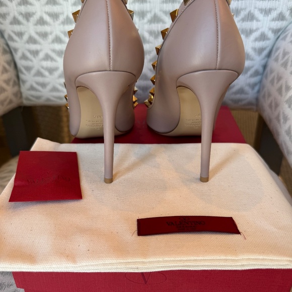 COPY - New! Valentino Rockstud Pumps in Poudre Size 38 - Picture 6 of 7